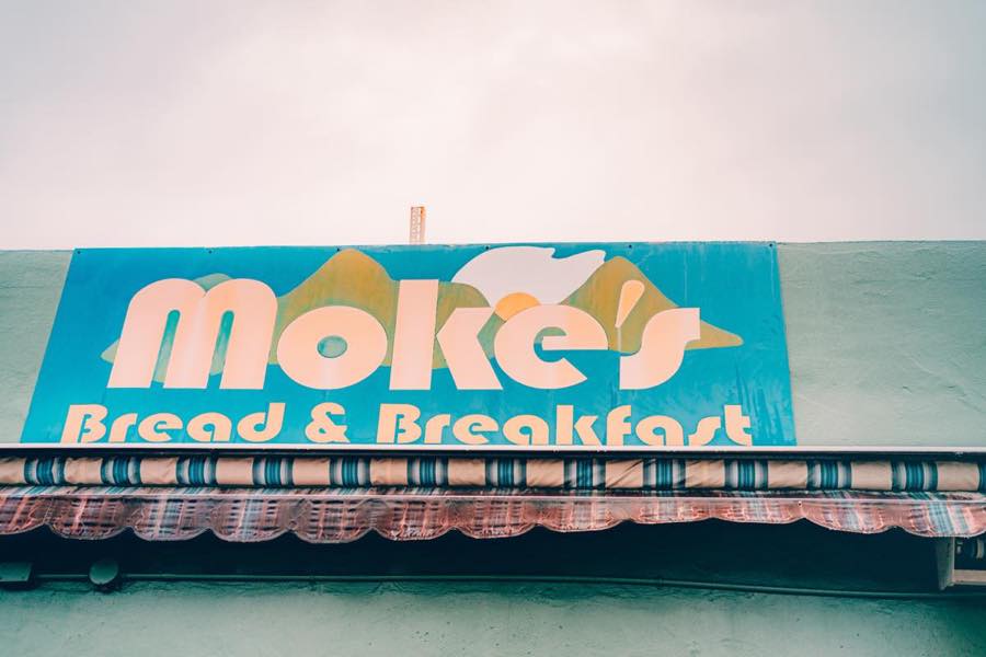 Moke's