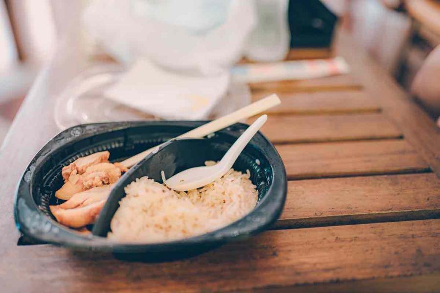 プーケットのセブンイレブンで買ったご飯